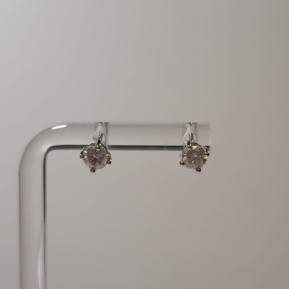 925 Sterling Silver 1ctw Moissanite Stud Earrings Screw Back Round unisex Luxury